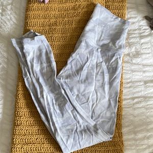 Camo lululemon wunder under